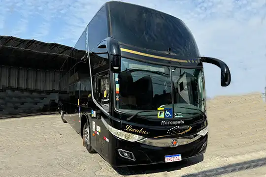 Película automotiva aplicada num Onibus